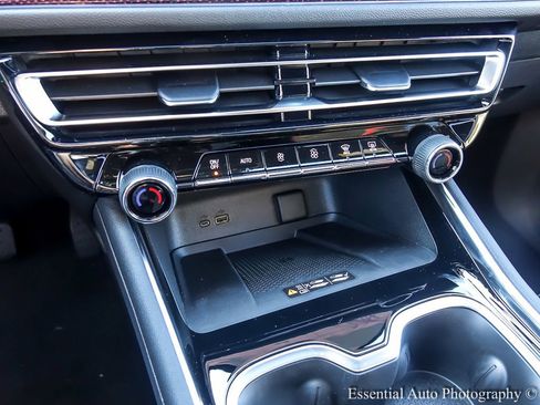 New 2026 Chevrolet Traverse RS image 21