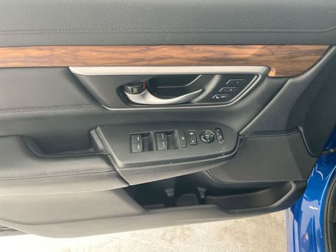 Used 2022 Honda CR-V Touring image 13