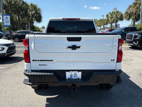 Used 2024 Chevrolet Silverado 1500 LT Trail Boss w/ Convenience Package II AWD/4WD image 6