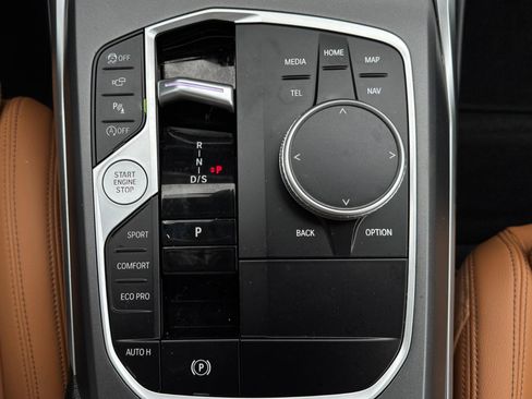 Used 2025 BMW 230i Coupe image 12