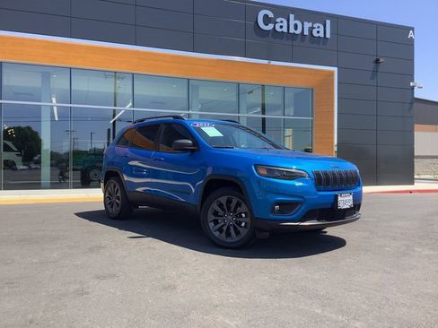 Used 2021 Jeep Cherokee Latitude Lux 80th Anniv w/ Quick Order Package 26U 80TH image 2