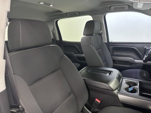Used 2018 Chevrolet Silverado 1500 LT w/ All Star Edition image 33