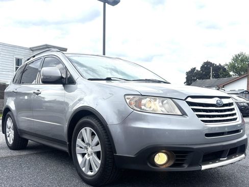 Used 2011 Subaru Tribeca Limited w/ PWR Moonroof & Navigation Pkg AWD/4WD image 3