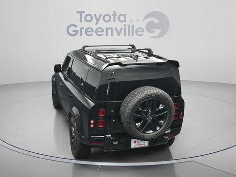 Used 2023 Land Rover Defender 110 X-Dynamic SE AWD/4WD image 11