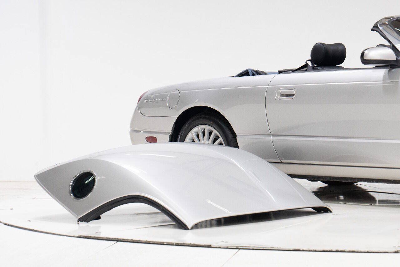 Used 2005 Ford Thunderbird RWD image 24