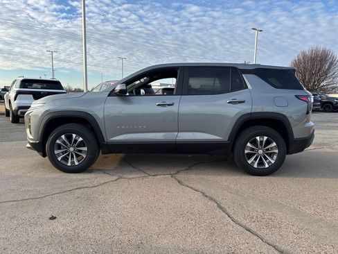New 2026 Chevrolet Equinox LT image 3
