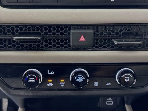 Used 2024 Honda HR-V LX image 19