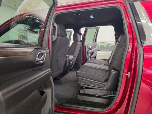 Used 2022 Chevrolet Suburban LS w/ Driver Alert Package AWD/4WD image 33