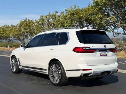 Used 2019 BMW X7 xDrive50i w/ Premium Package AWD/4WD image 6