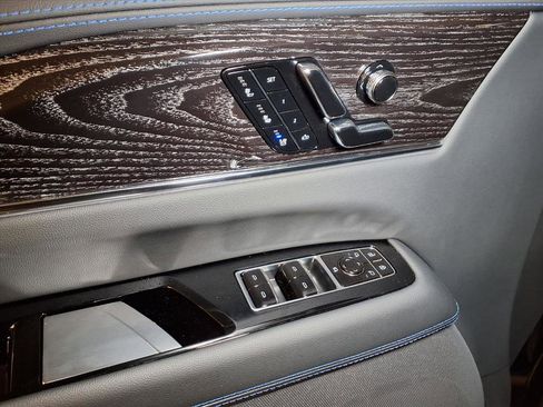 New 2026 Cadillac Escalade IQ Luxury 1 image 16