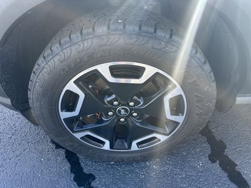 Used 2021 Ford Bronco Sport Outer Banks image 10