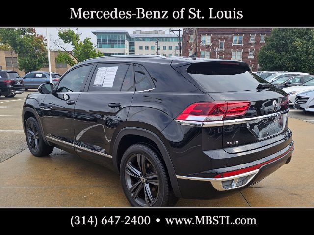 Used 2021 Volkswagen Atlas Cross Sport SE FWD image 4