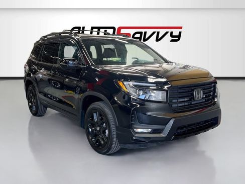 Used 2025 Honda Passport Black Edition image 1