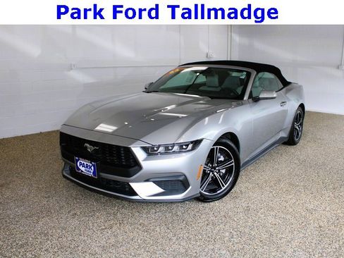Used 2024 Ford Mustang Premium image 10