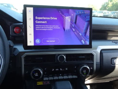 Used 2025 Toyota Tacoma TRD Sport image 28