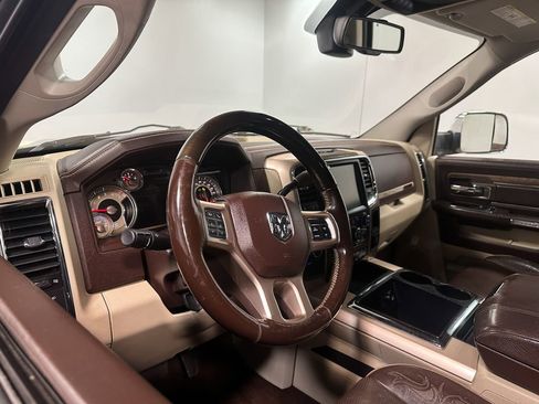 Used 2015 RAM 3500 Laramie Longhorn image 3