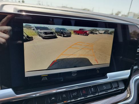 Used 2024 Chevrolet Silverado 1500 LT Trail Boss w/ Convenience Package II image 21