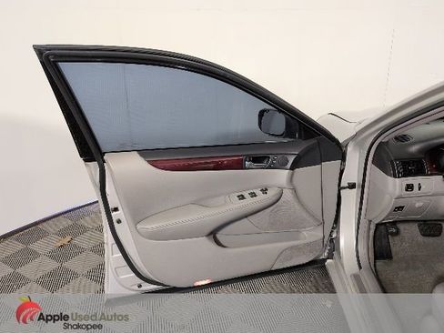 Used 2002 Lexus ES 330 image 11