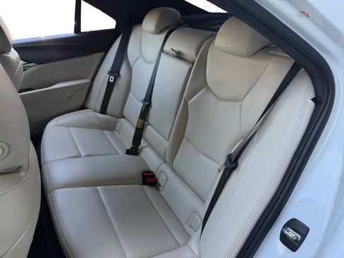 Used 2024 Cadillac CT4 Luxury RWD image 13