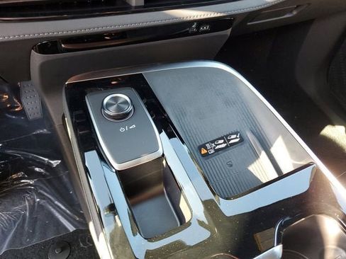 New 2026 Buick Enclave Sport Touring w/ Power Package image 24