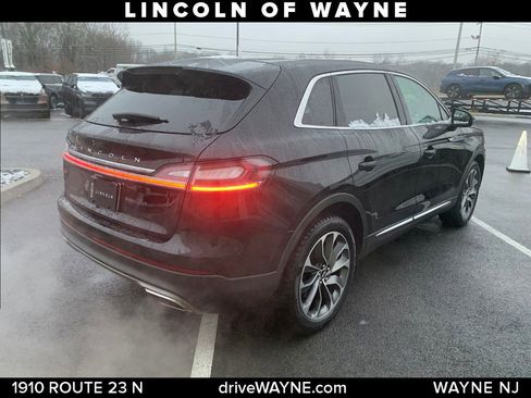 Certified 2022 Lincoln Nautilus Reserve image 7