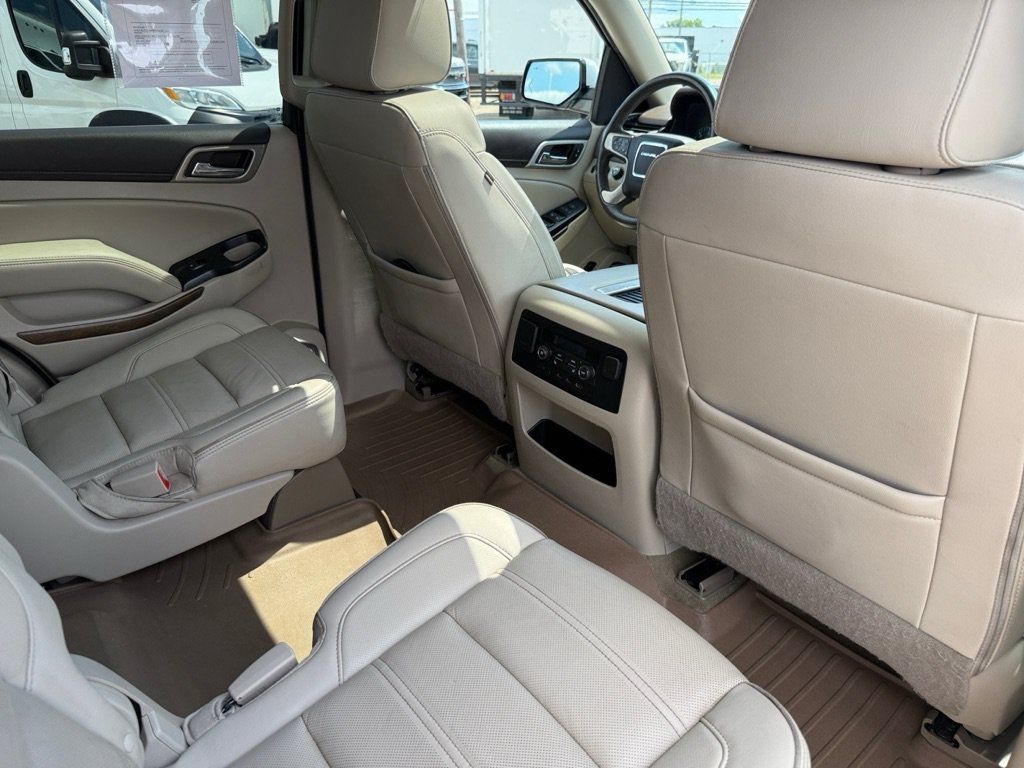 Used 2018 GMC Yukon Denali w/ Denali Ultimate Package AWD/4WD image 16