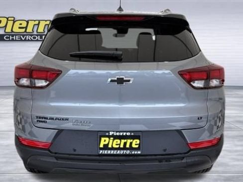 New 2026 Chevrolet TrailBlazer LT w/ Midnight Edition AWD/4WD image 3
