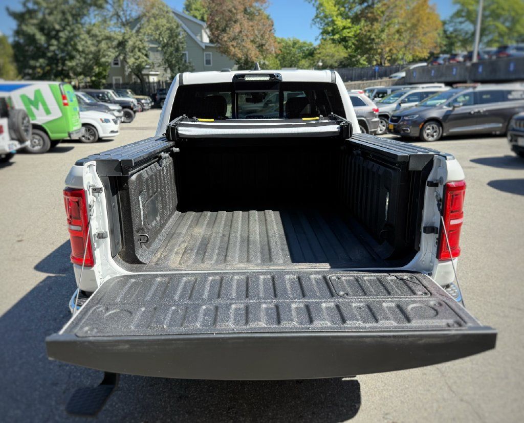 Used 2026 RAM 1500 Limited AWD/4WD image 33