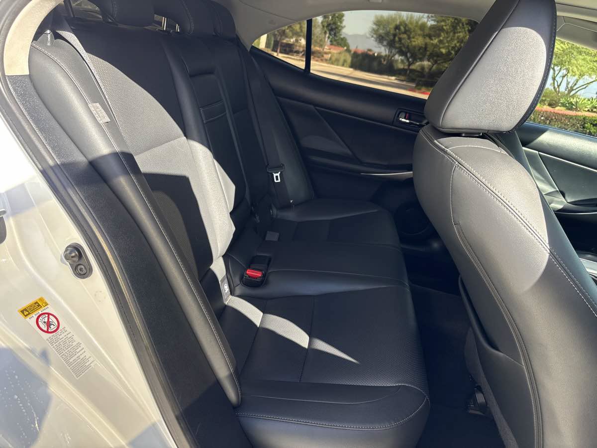 Used 2015 Lexus IS 250 w/ Navigation System Package RWD image 14