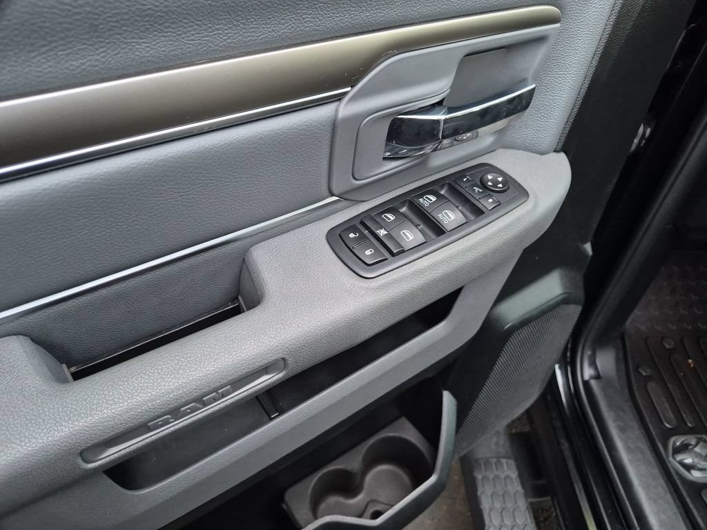 Used 2020 RAM 1500 Warlock w/ Luxury Group AWD/4WD image 16