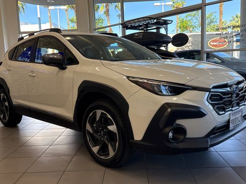 Certified 2025 Subaru Crosstrek 2.5i Limited w/ Crosstrek Mirror Package image 7