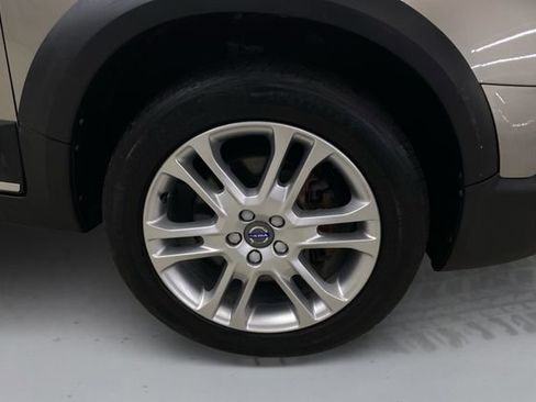 Used 2016 Volvo XC70 T5 Premier w/ Convenience Package AWD/4WD image 16