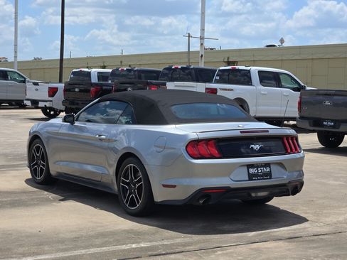 Used 2020 Ford Mustang Premium RWD image 7