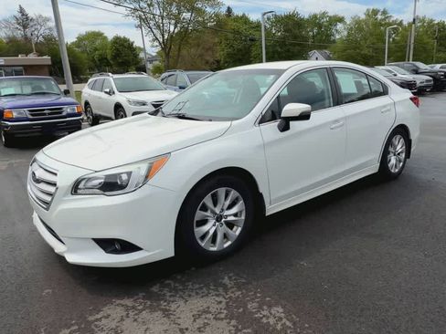 Used 2016 Subaru Legacy 2.5i Premium AWD/4WD image 4