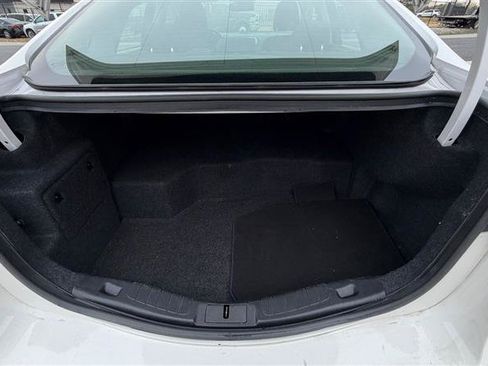 Used 2020 Ford Fusion SE FWD image 15