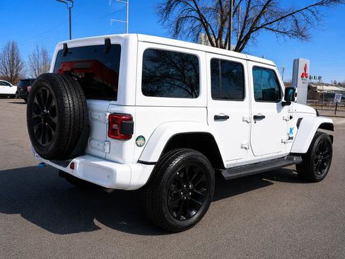 Used 2021 Jeep Wrangler Unlimited Sahara AWD/4WD image 10