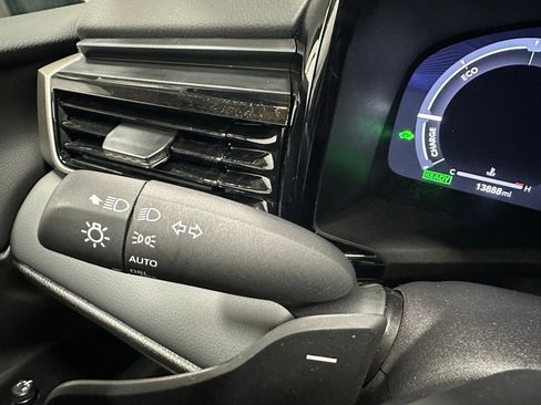 Used 2025 Toyota Camry XSE image 21