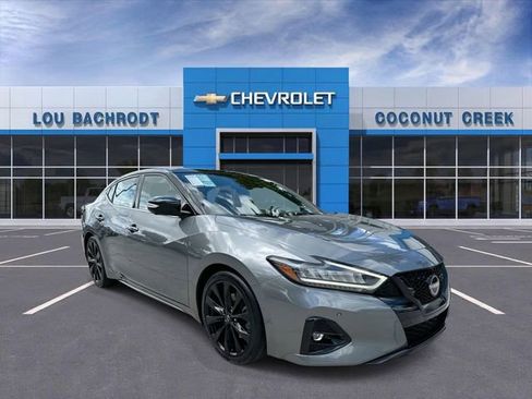 Used 2023 Nissan Maxima SR w/ Sport Mat Group image 1