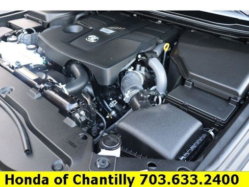 Used 2024 Lexus GX 550 image 36