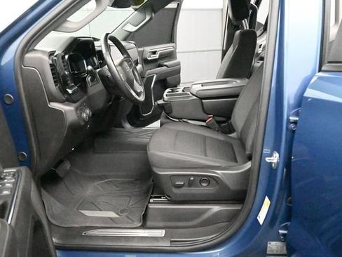 Used 2024 Chevrolet Silverado 1500 RST AWD/4WD image 9