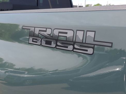 Used 2025 Chevrolet Silverado 2500 LT w/ Trail Boss Package AWD/4WD image 36