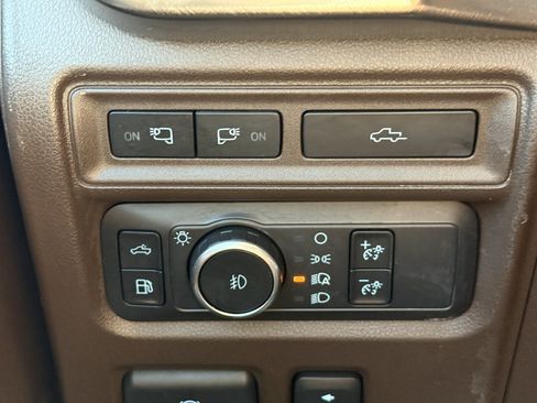 Used 2021 Ford F150 King Ranch w/ Equipment Group 601A High AWD/4WD image 25