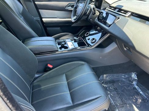 Used 2018 Land Rover Range Rover Velar R-Dynamic SE AWD/4WD image 12