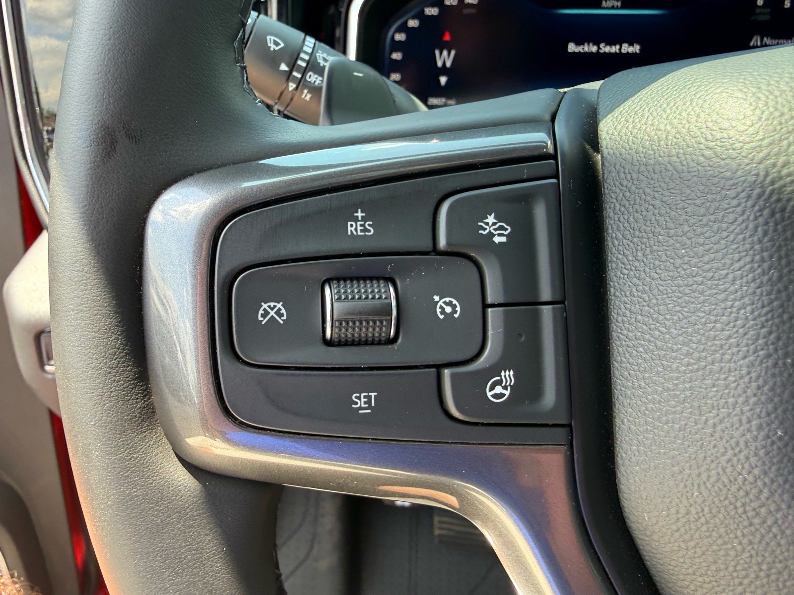 Used 2025 Chevrolet Silverado 1500 High Country AWD/4WD image 31