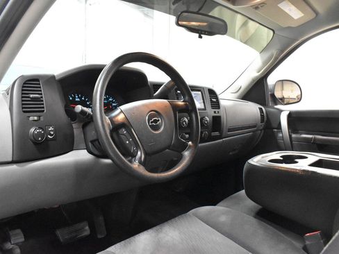 Used 2011 Chevrolet Silverado 1500 LS RWD image 5