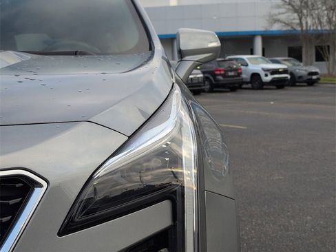 Used 2023 Cadillac XT4 Sport w/ Cold Weather Package image 13