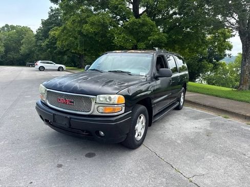 Used 2002 GMC Yukon XL Denali AWD/4WD image 3