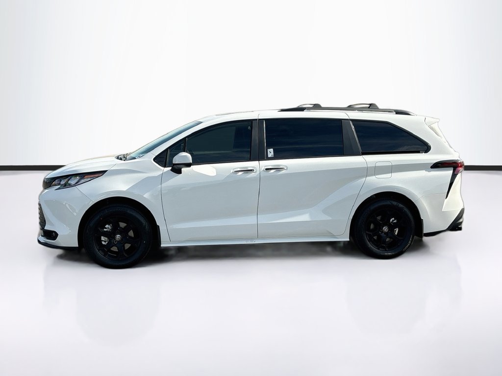 New 2026 Toyota Sienna XLE Woodland Edition AWD/4WD image 8