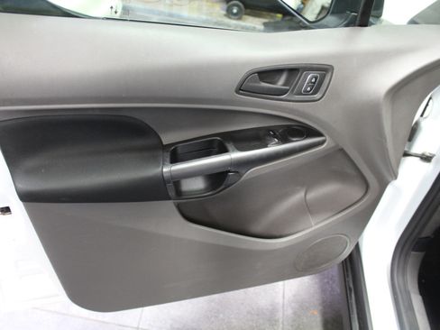 Used 2022 Ford Transit Connect XL image 17