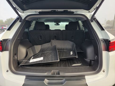 New 2026 Chevrolet Blazer LT w/ Convenience Package FWD image 7